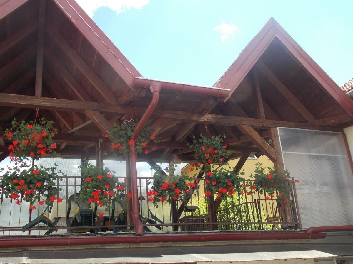 Apartman Antea Otočac Zewnętrze zdjęcie